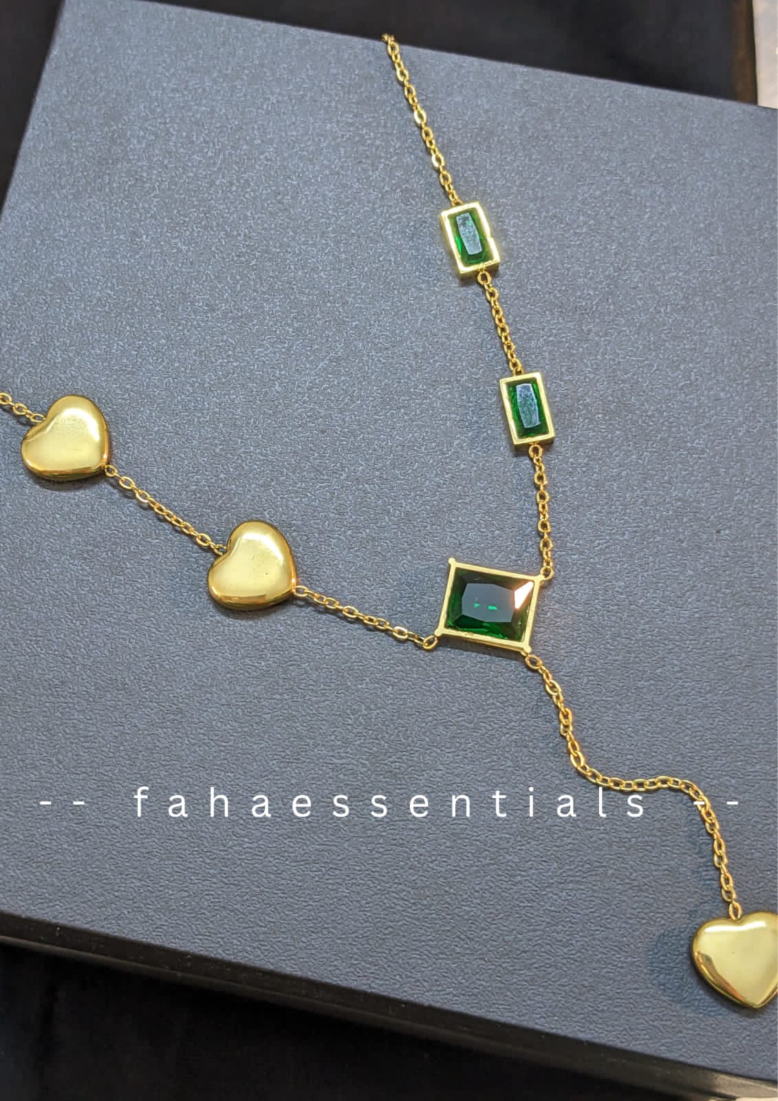 Luxe Emerald Heart Necklace