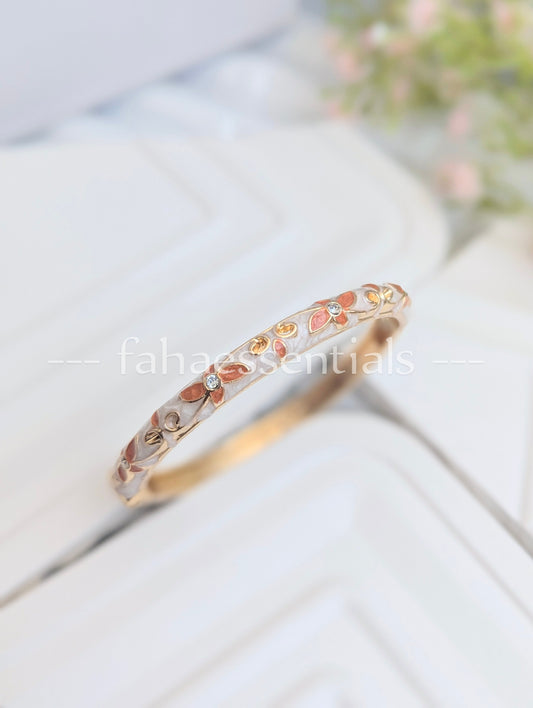Floral Bloom Bracelet - 05