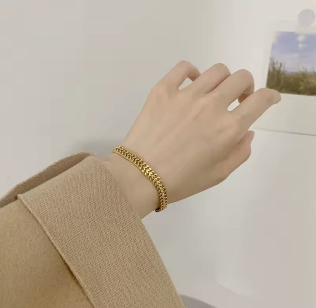 Twisted Double Chain Bracelet