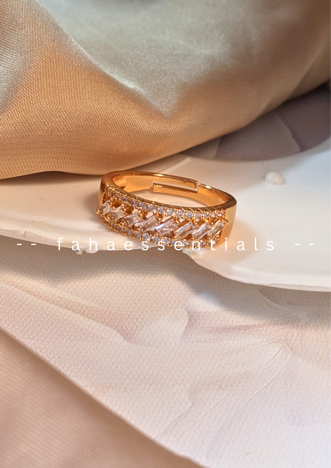 Regal Eternity Band