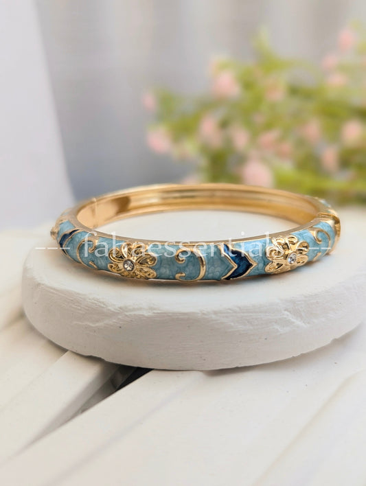 Floral Bloom Bracelet - 14