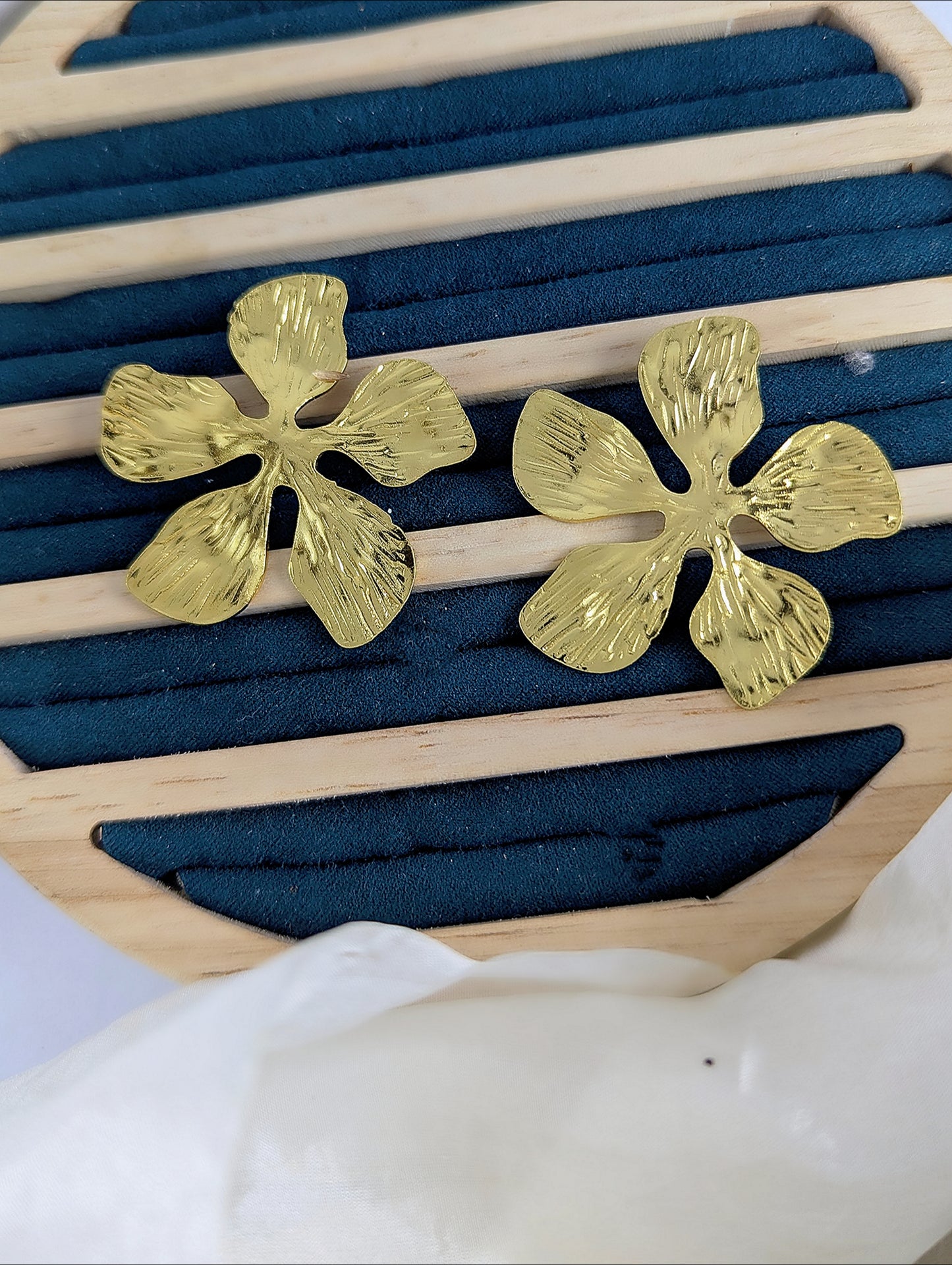 Golden Flora Luxe Earings