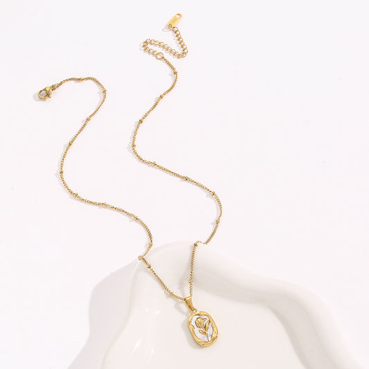 Floral Vintage Necklace - White