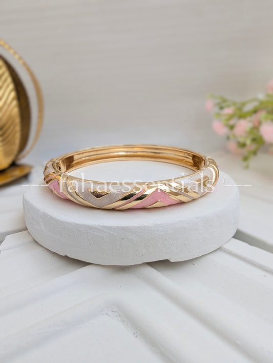 Linear Bloom Bracelet - 01