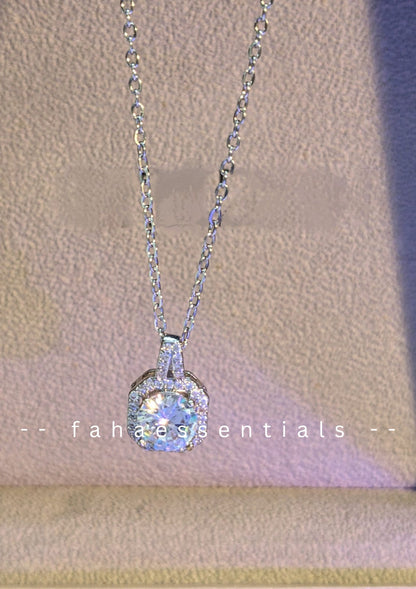 Elegant Silver Halo Pendant Necklace 02