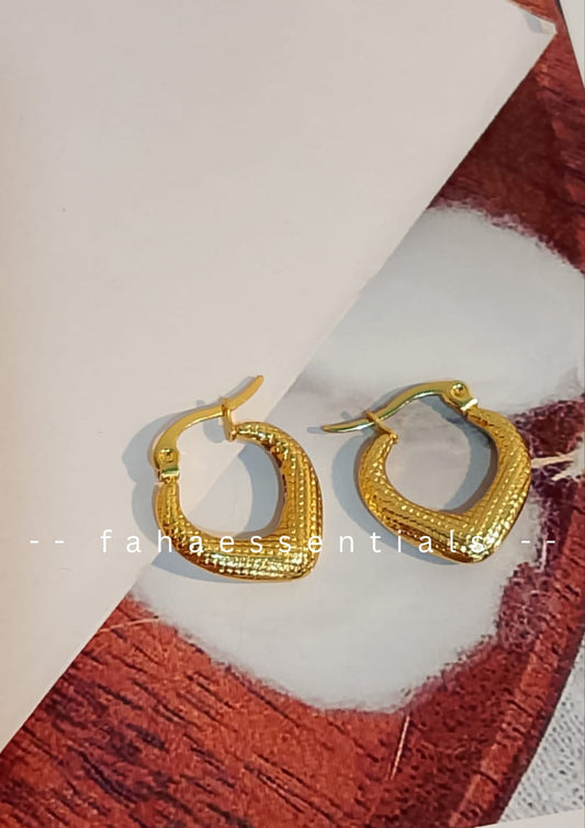 Gold Hoop Earrings 02