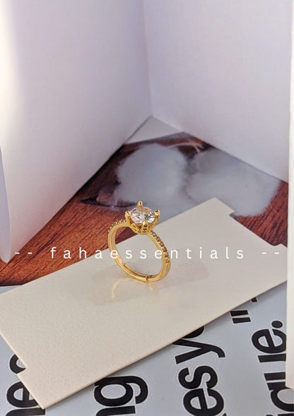 Aurora Solitaire Ring