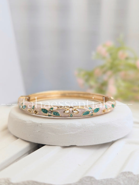 Floral Bloom Bracelet - 04