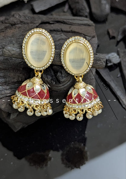 Husn Jhumki - Maroon