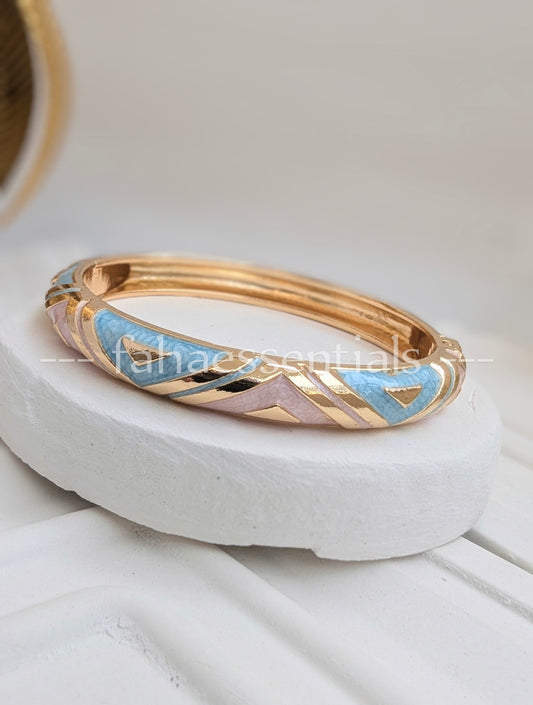 Linear Bloom Bracelet - 02