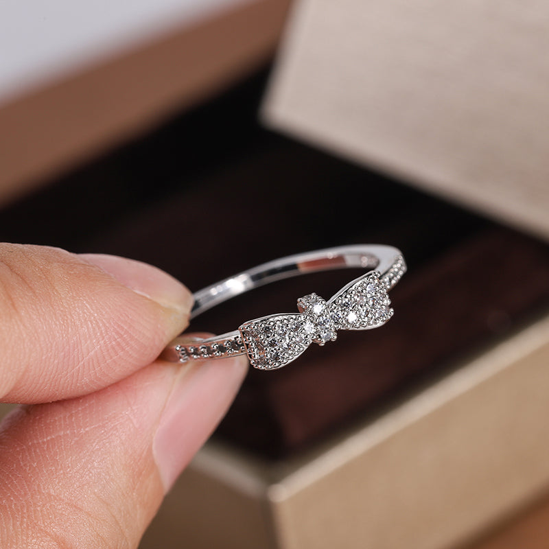 Bow Zircon Ring