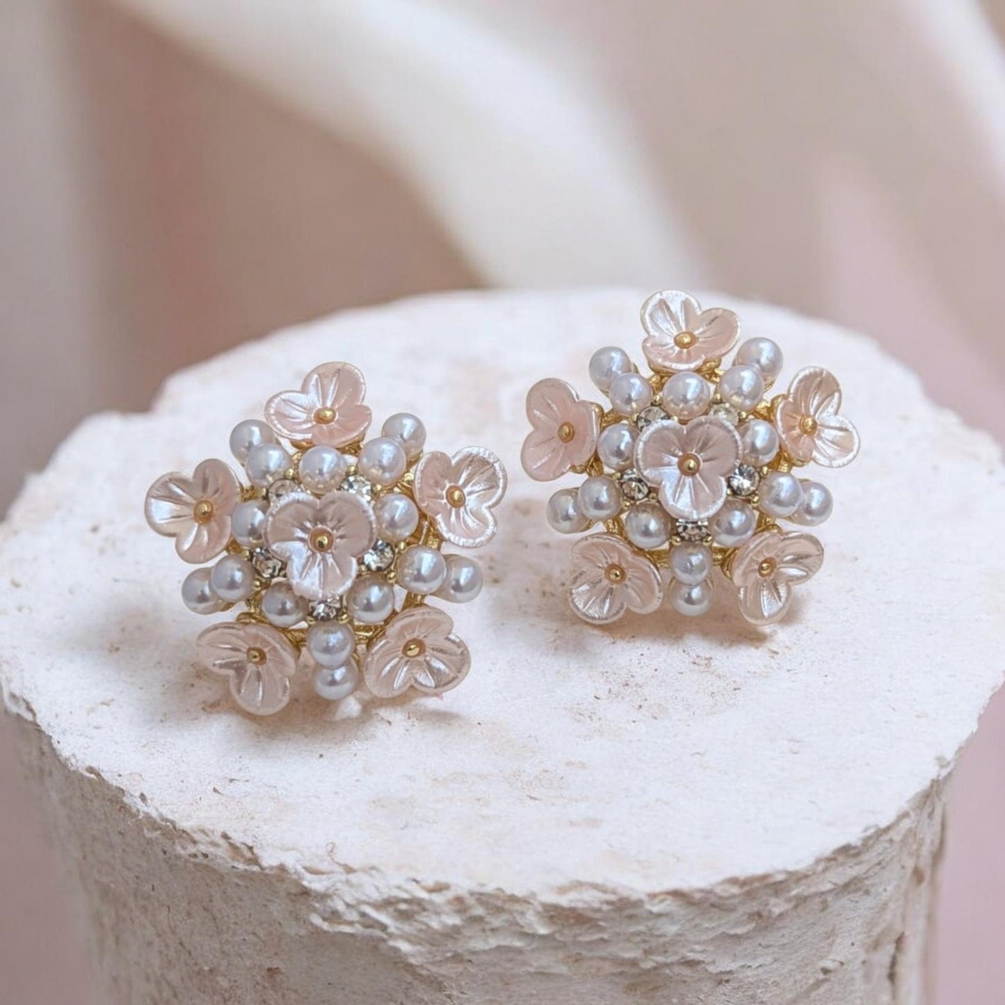 Peachy Bloom Pearl Earrings
