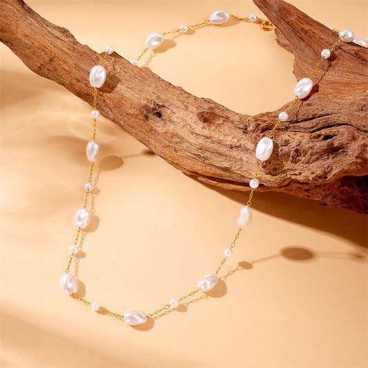 Luna Pearl Necklace