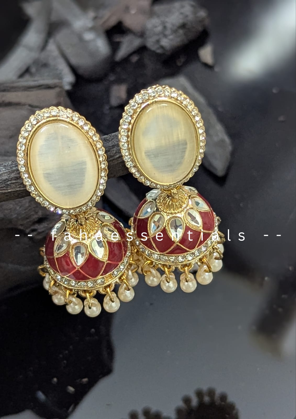 Husn Jhumki - Maroon