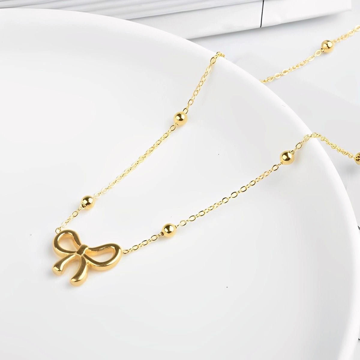 Golden Bow Necklace