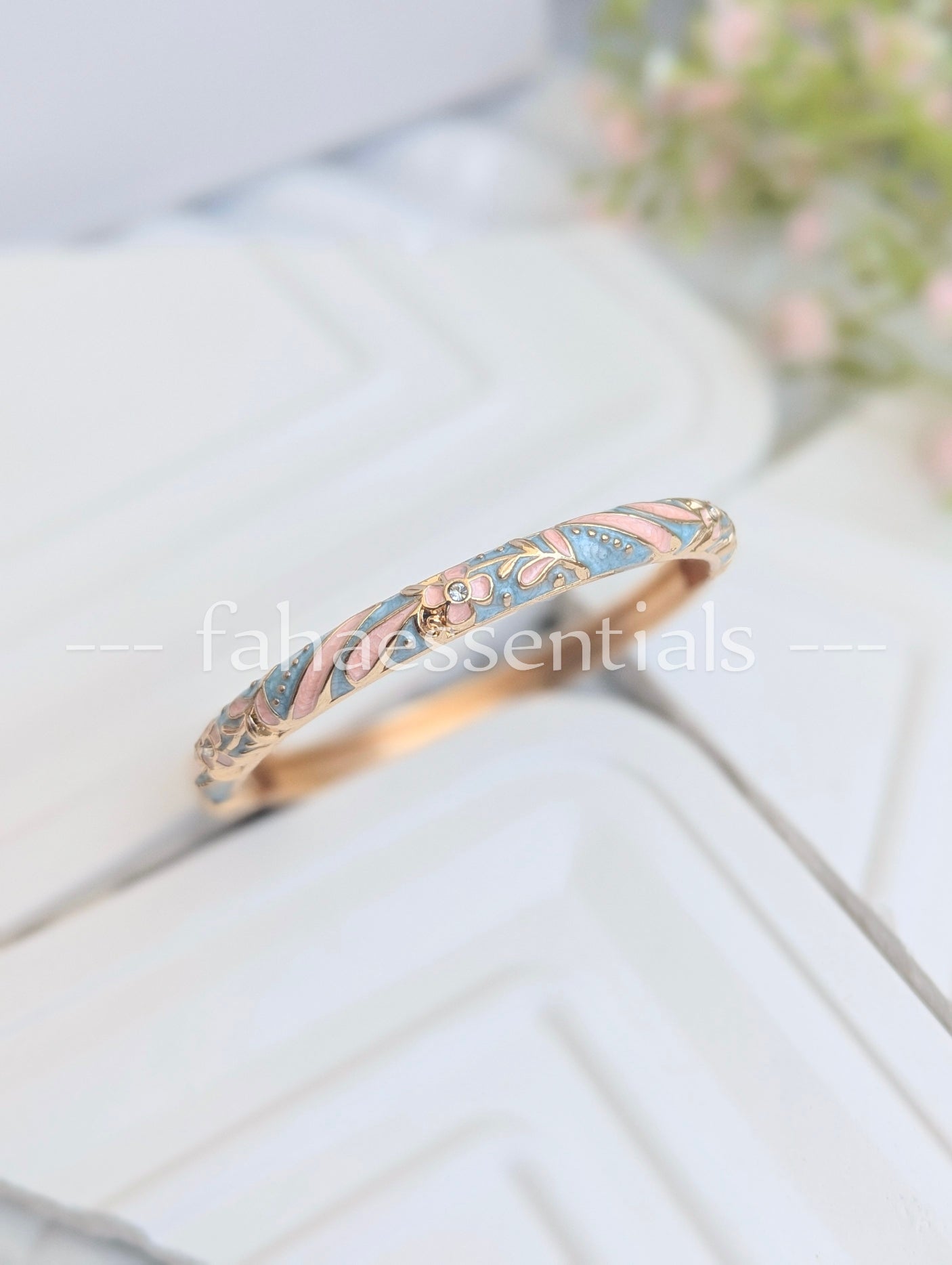 Floral Bloom Bracelet - 02
