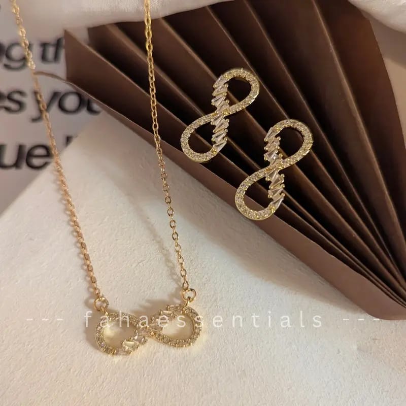 Infinity Glow Locket set