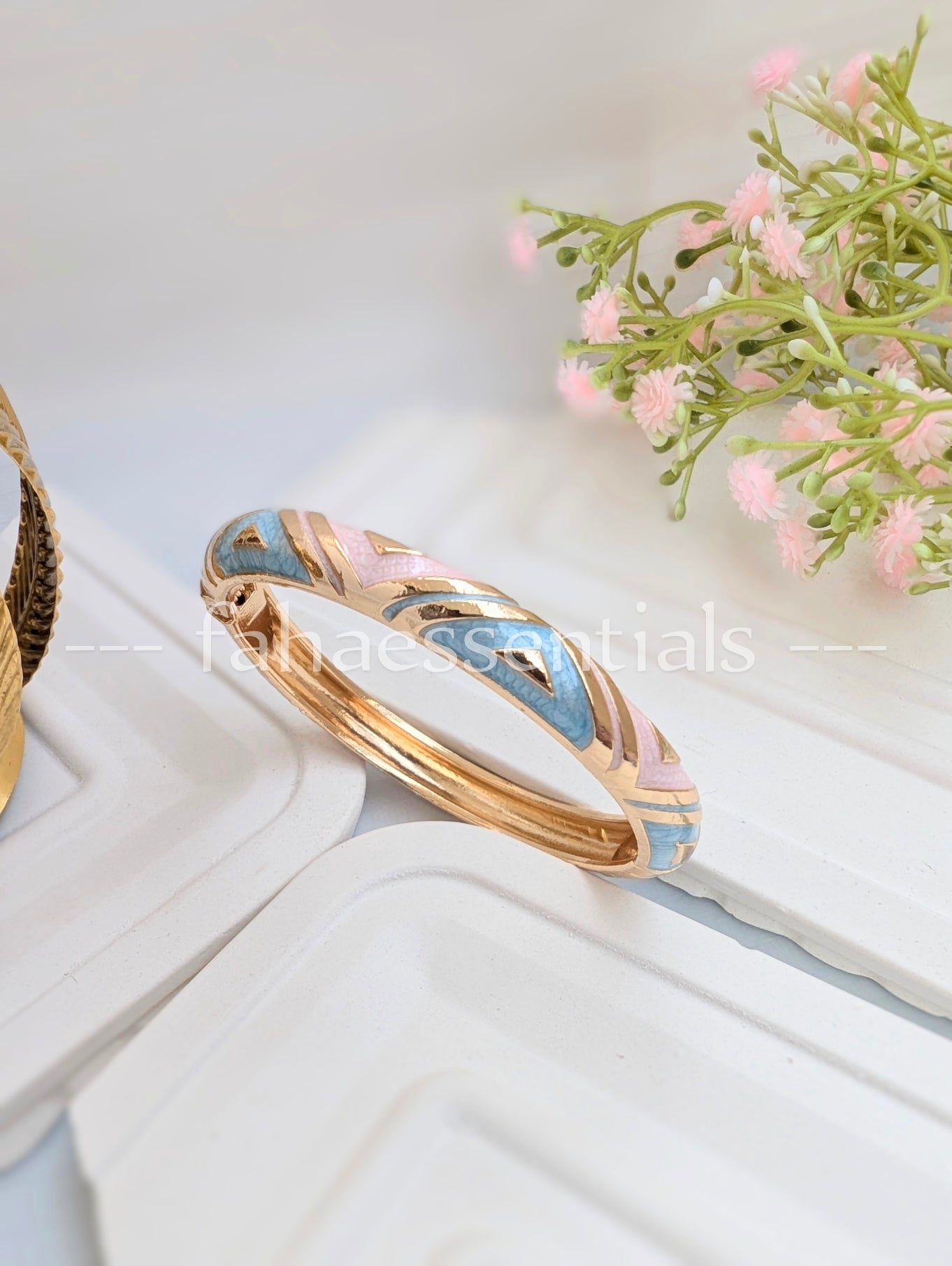 Linear Bloom Bracelet - 02