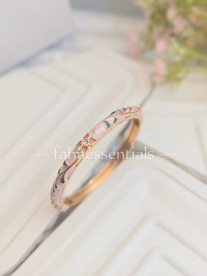 Floral Bloom Bracelet - 08