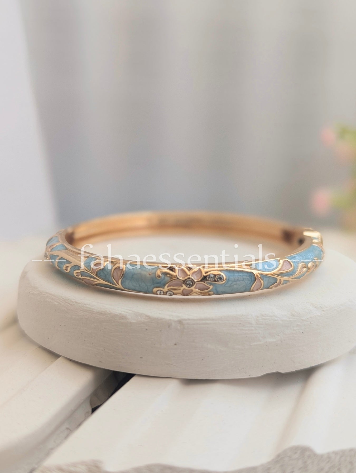 Floral Bloom Bracelet - 07