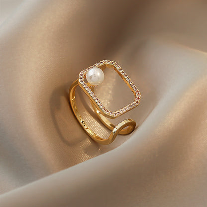 Pearl Frame Luxe Adjustable Ring