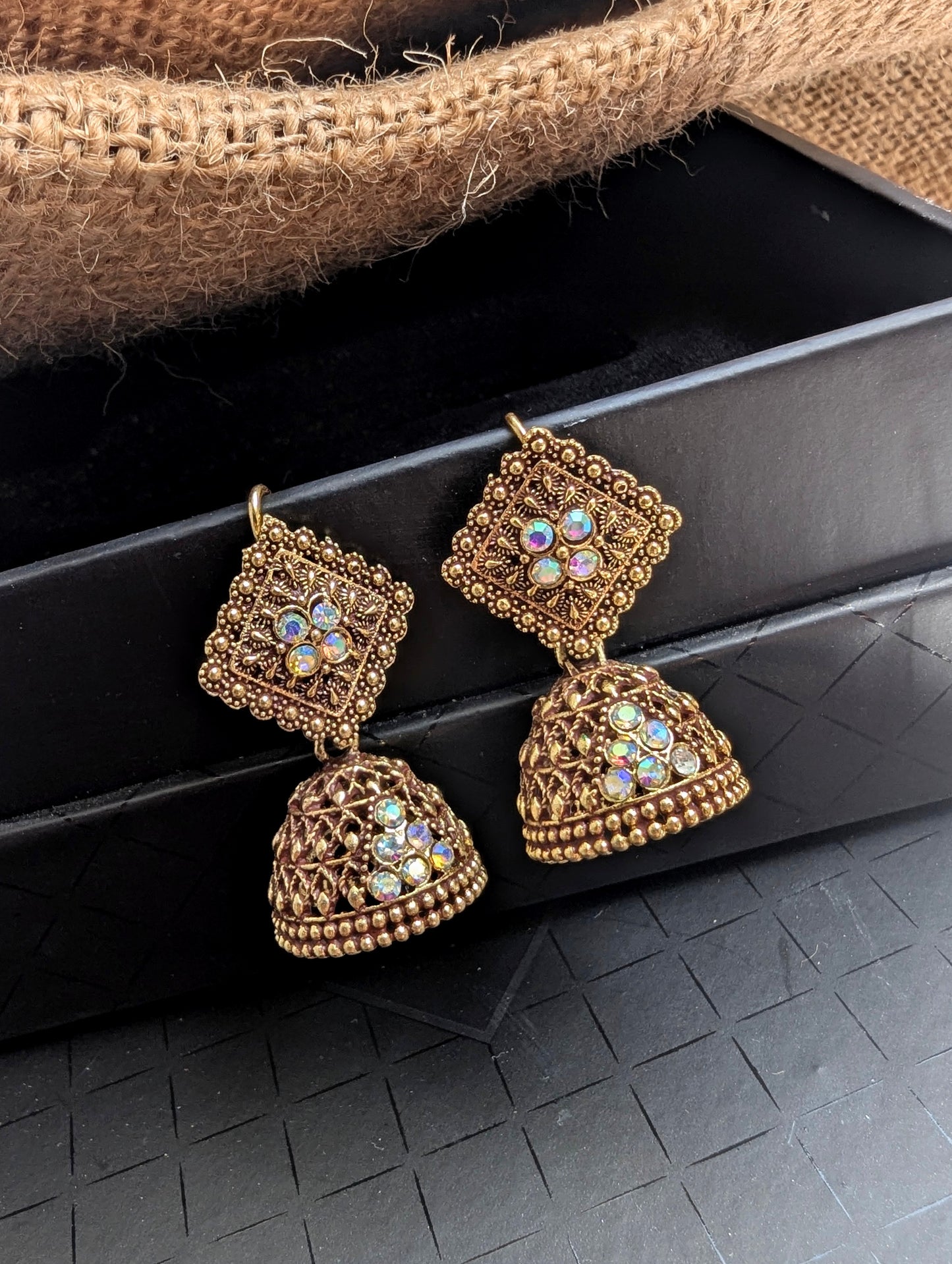 Vintage jhumki - Maroon