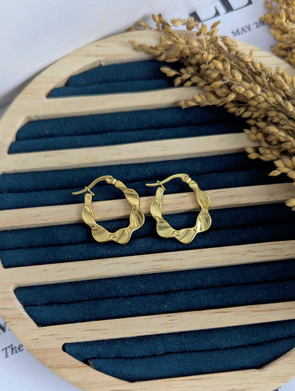 Classic Twisted Gold Hoop Earings