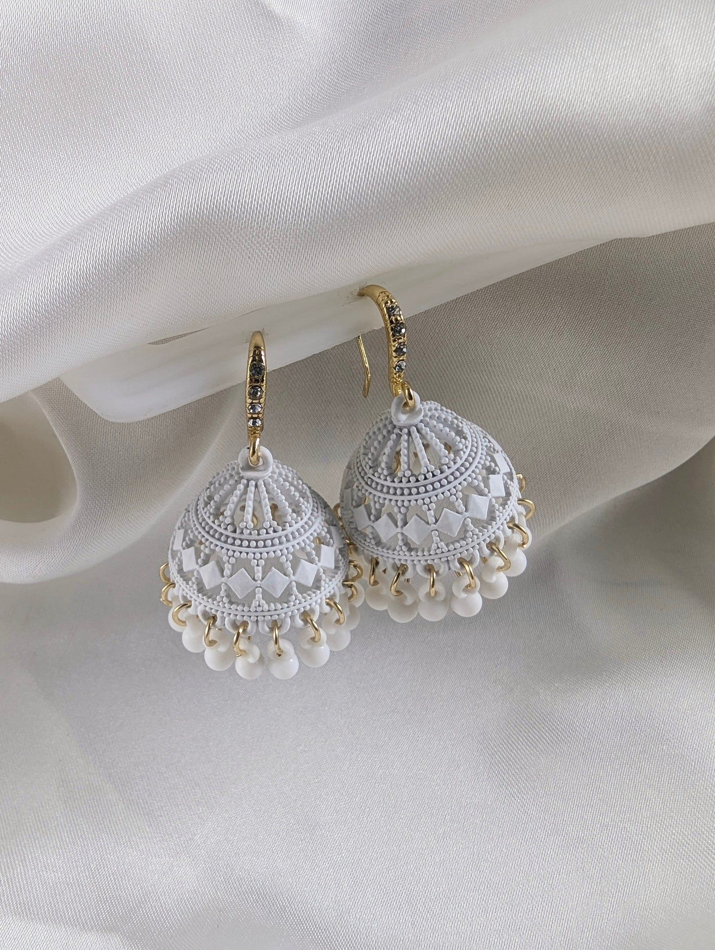 Mahrani Jhumki - white