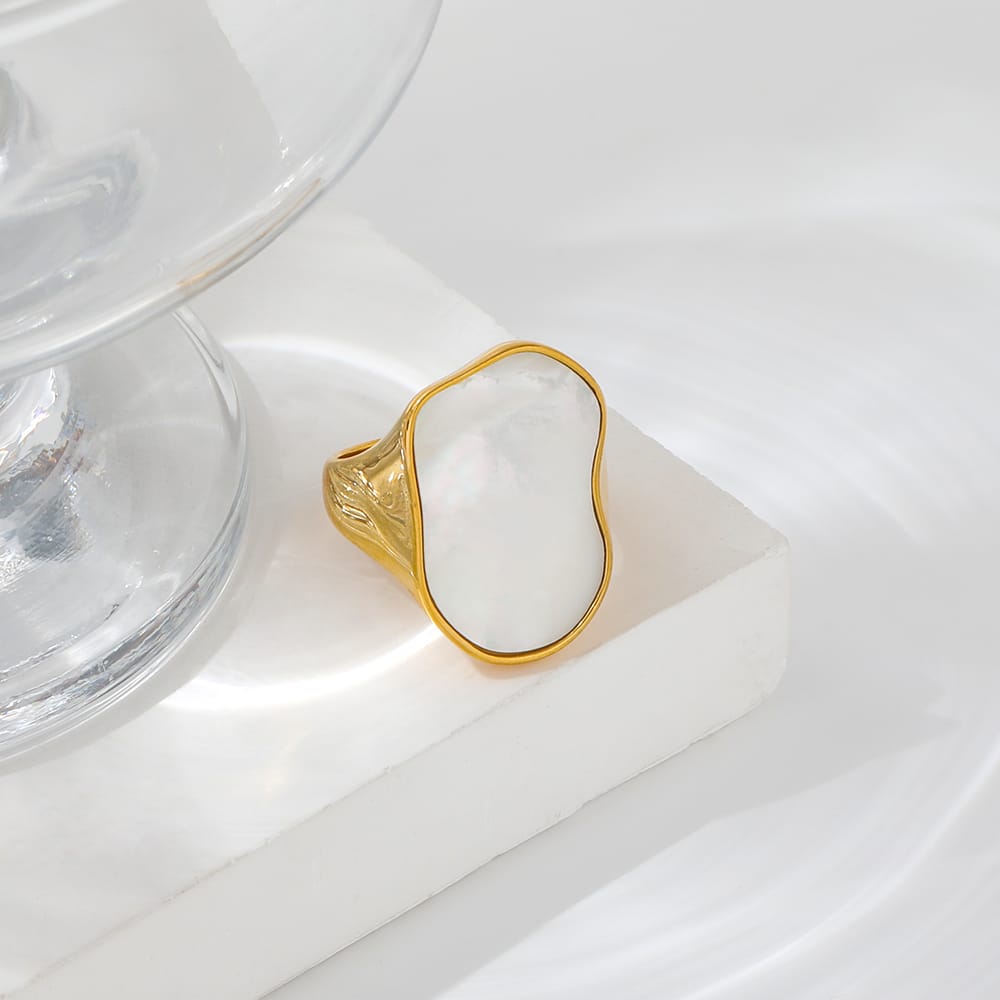 Moonlit Pearl Wave Ring