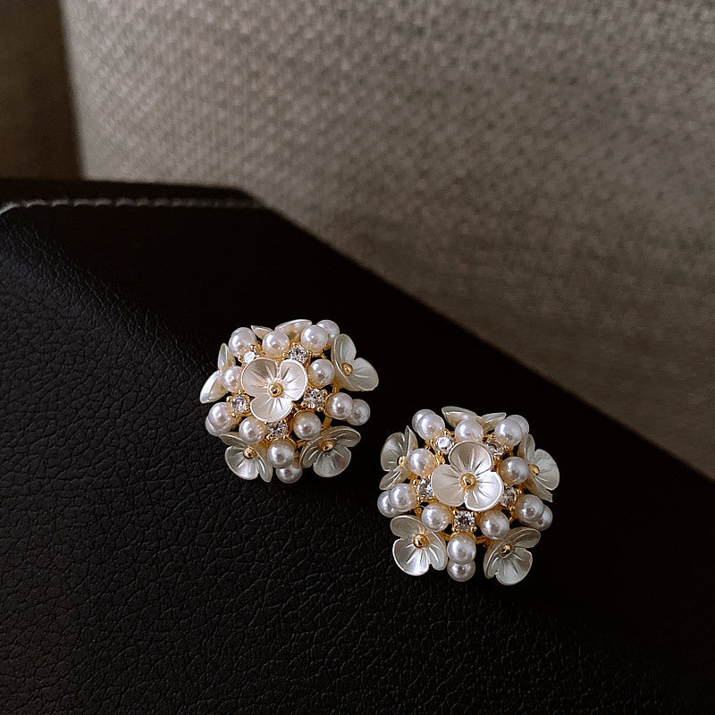 Ivory Bloom Pearl Earings