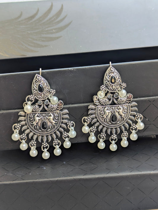Mor-Pankh Earings - Black