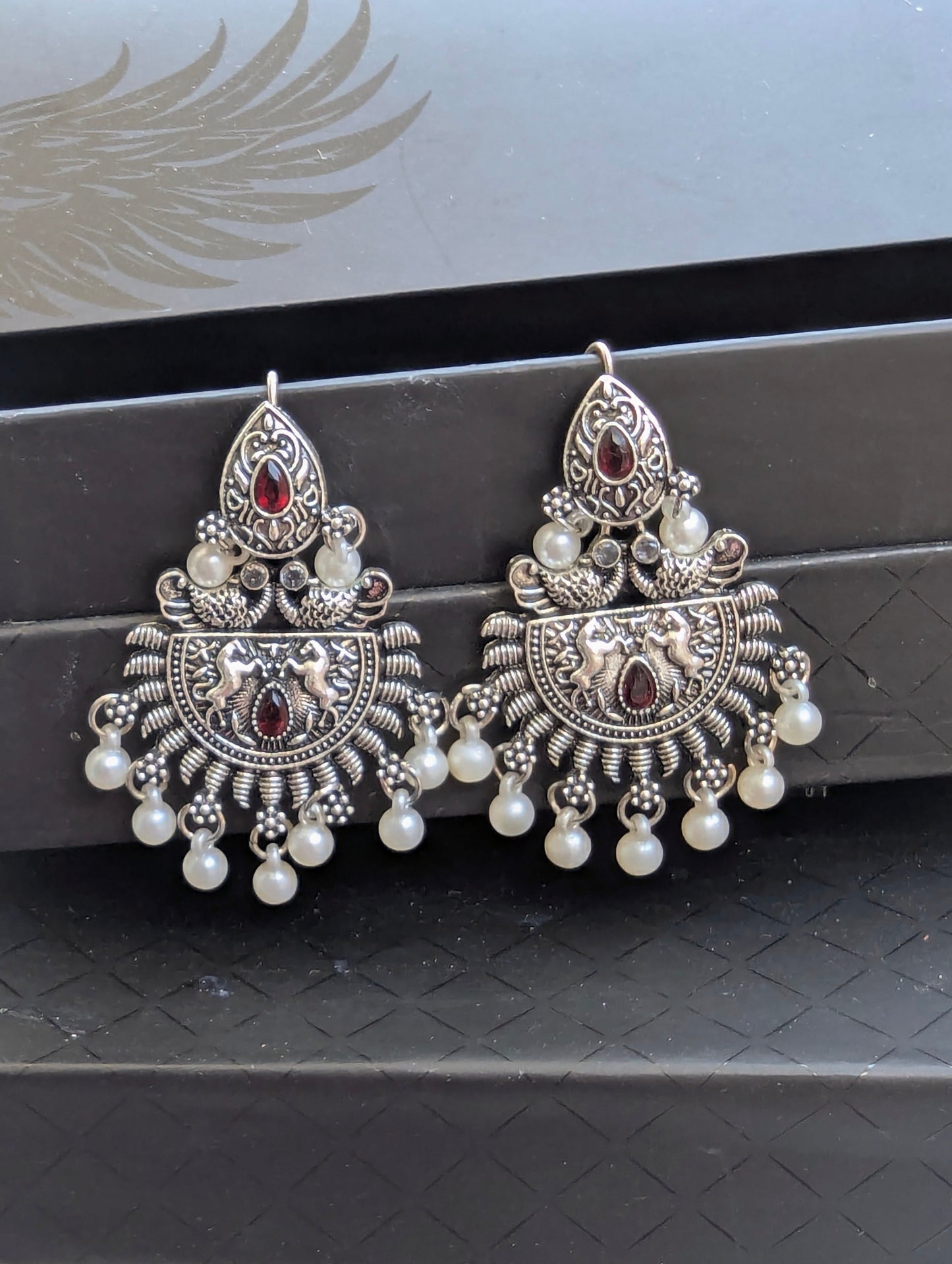 Mor-Pankh Earings - Red