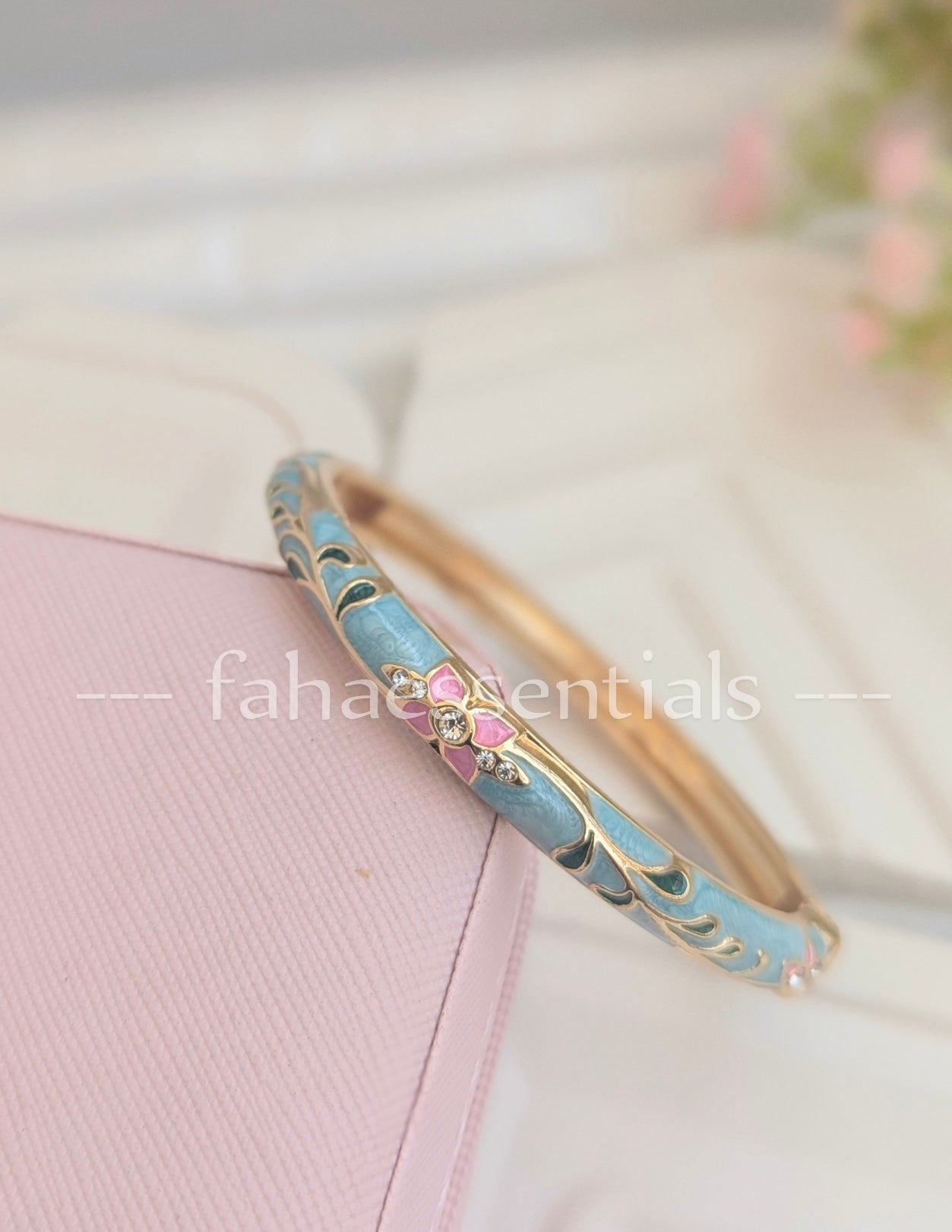 Floral Bloom Bracelet - 09