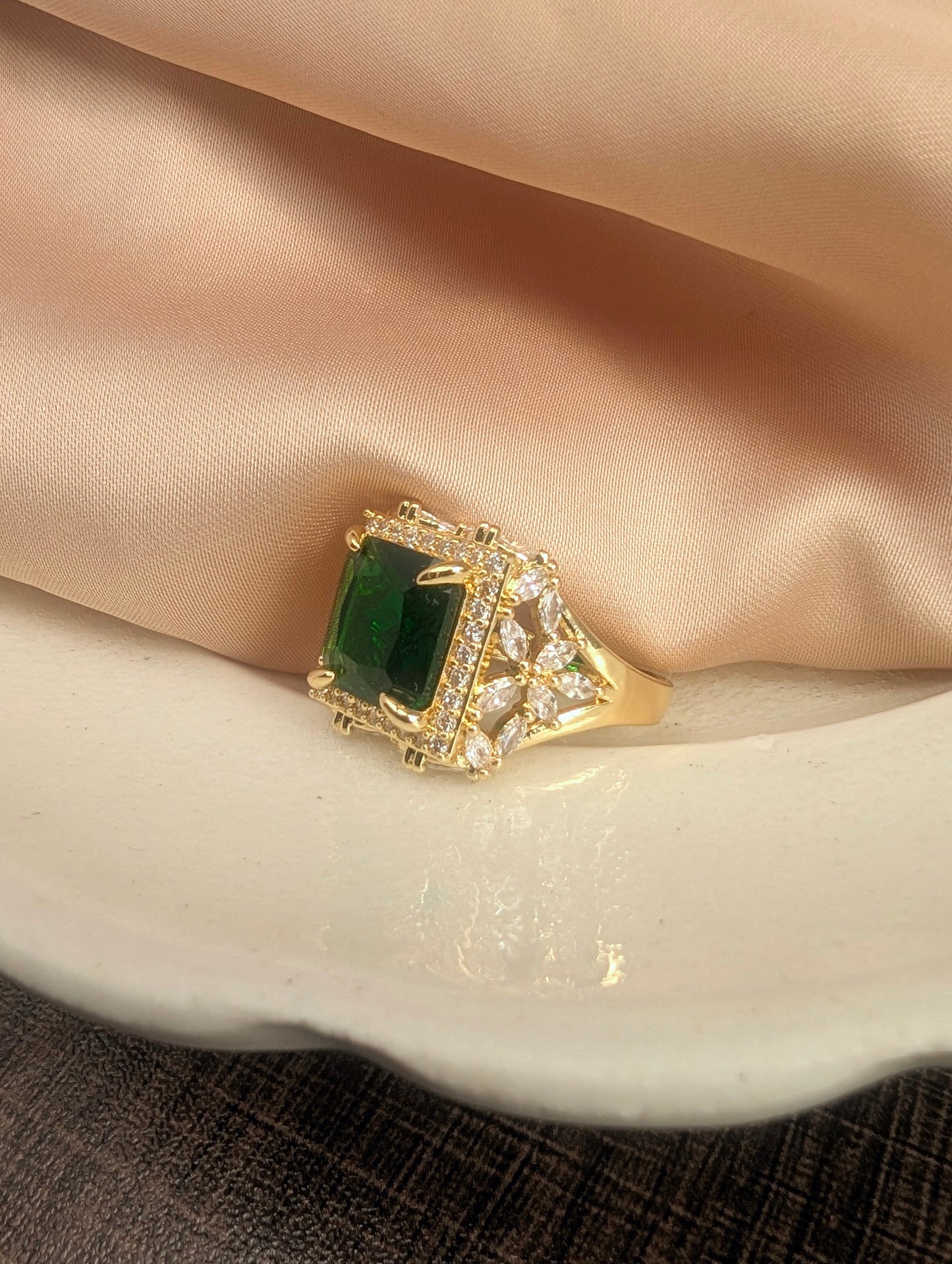 Emerald Royale Adjustable Ring