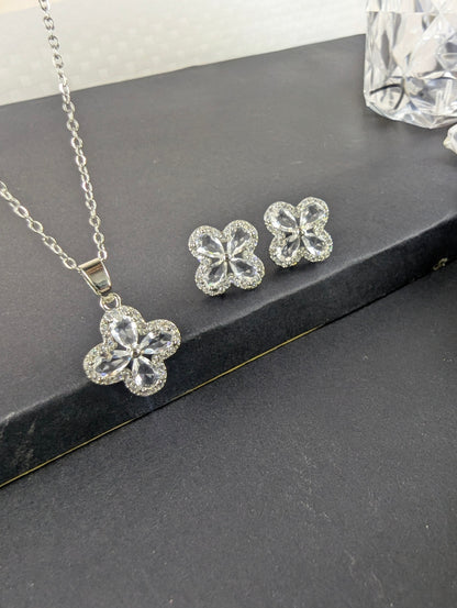Luxe Bloom Zircon Locket Set - White