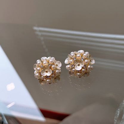 Ivory Bloom Pearl Earings