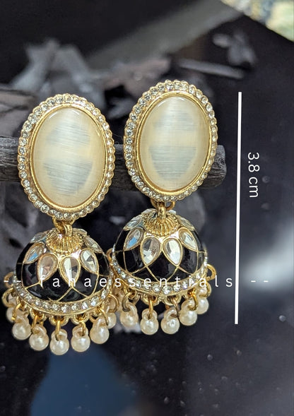 Husn Jhumki - Black