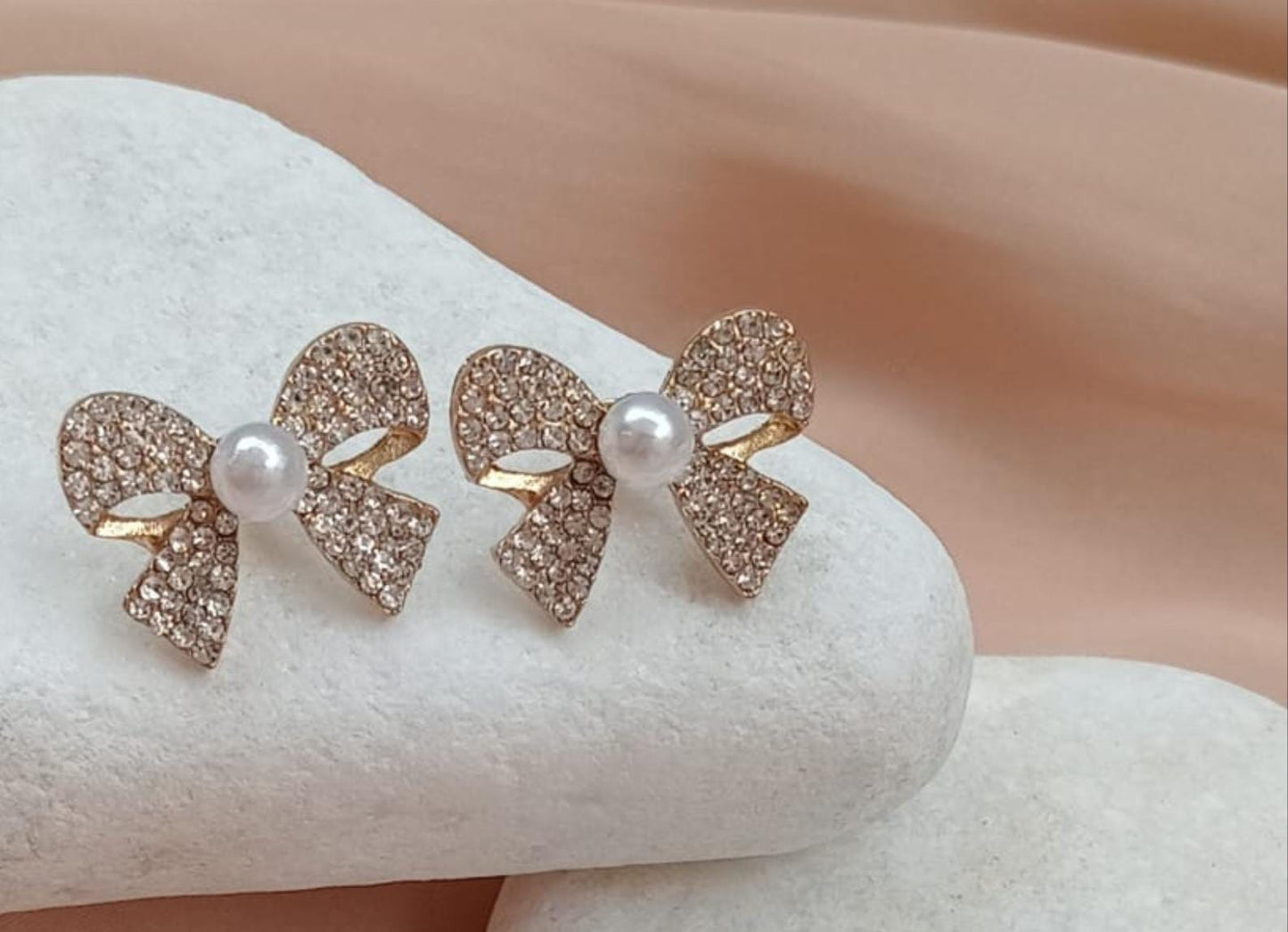Bow Studs